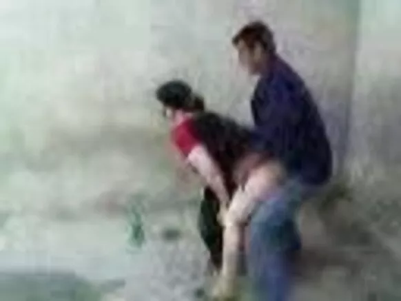 Ouzbek kpɛnngbɛn’m be nɔn nzan kpɛnngbɛn video mun.