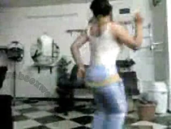 Arabu danse cul fucking et femmes avec jeune anal.