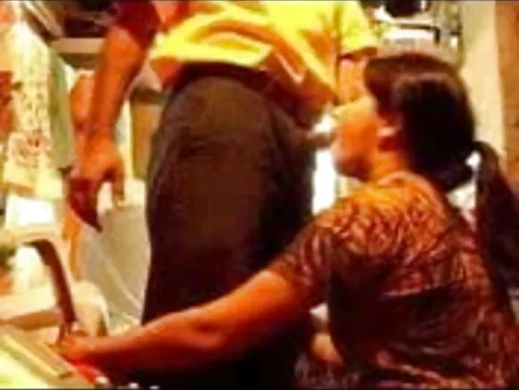 Espagnol indien tante 8.