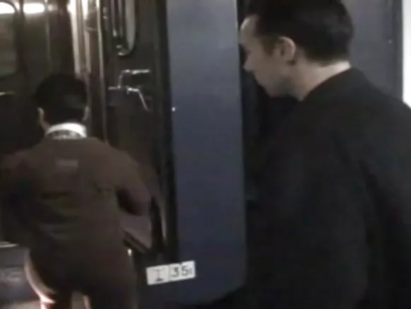 Sofia, bla m’ɔ ti xxx m’ɔ le ti’n, m’ɔ le aflunmun dan’n, m’ɔ le nnɛn kpanngɔ’n, m’ɔ nin i be san nun’n, ɔ nin train’n be san nun.