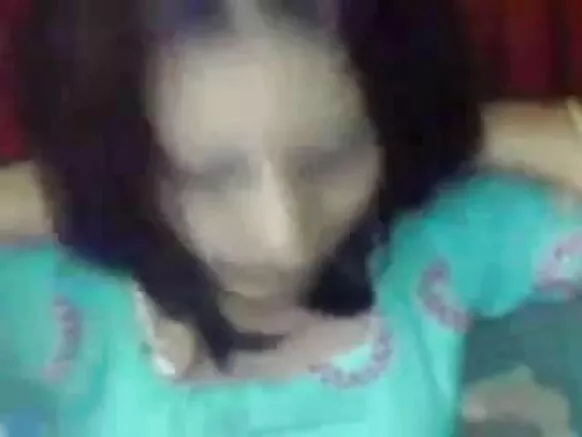 Inde sexy klɔ bhabi kpɛ klikli xxx video lafilɛ manmi uflɛuflɛ fucked par janvuɛ.